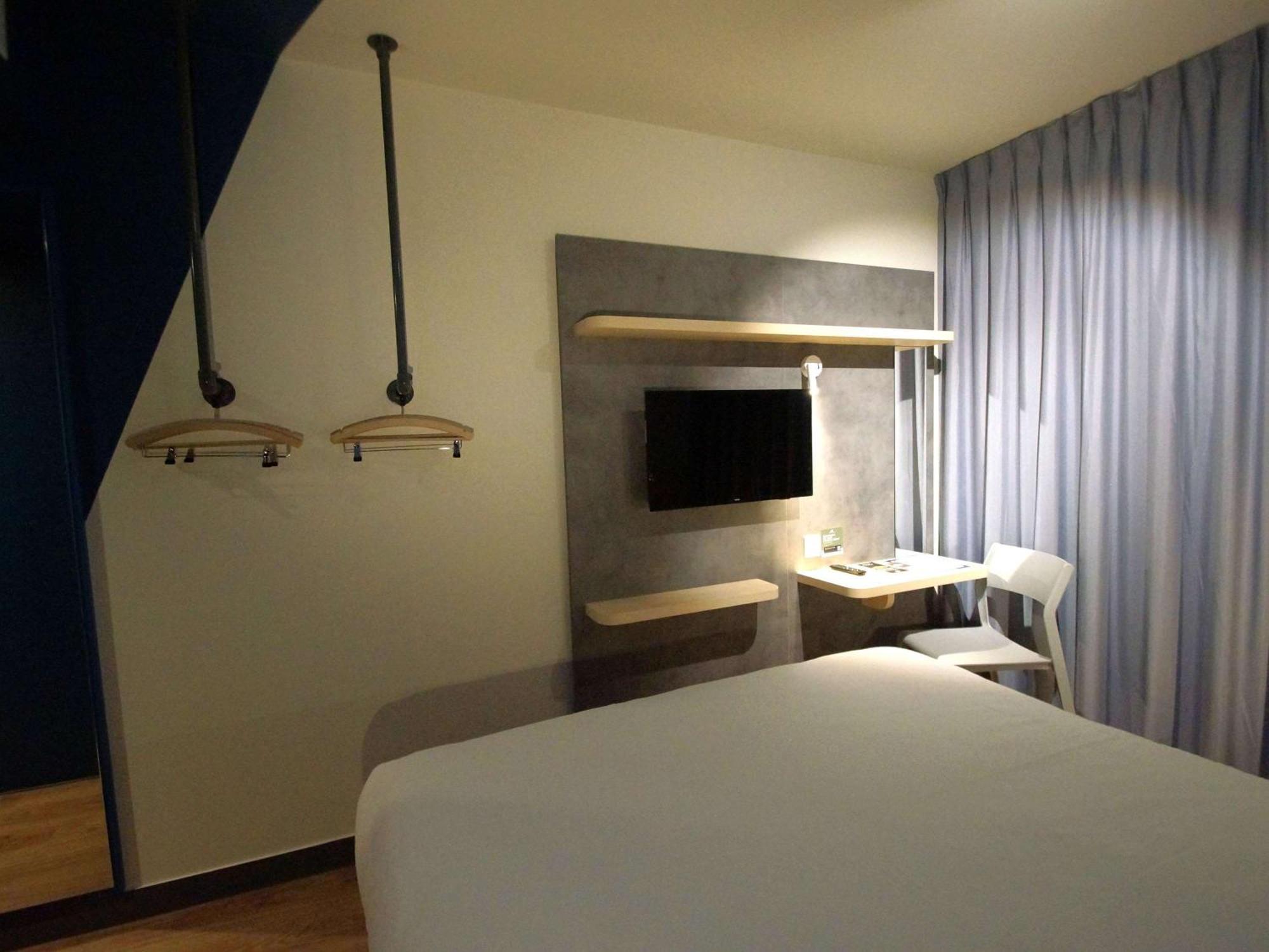 Ibis Budget Loudeac Velodrome 외부 사진